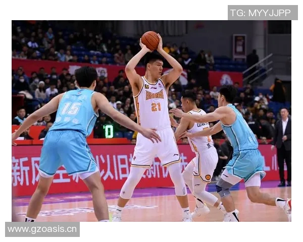 2019年CBA四川队与新疆队激烈对决精彩瞬间回顾与分析